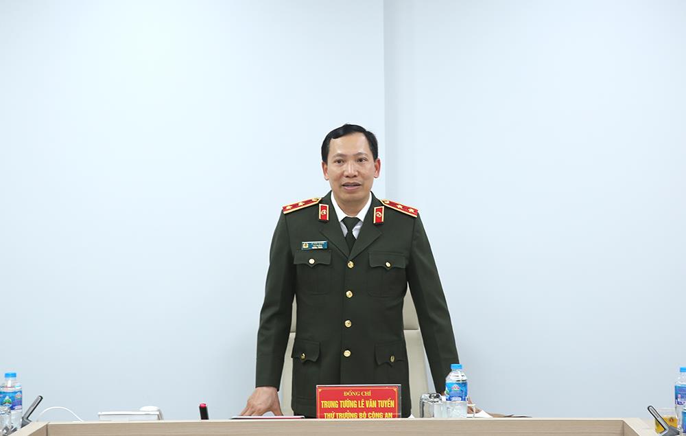 Thứ trưởng Lê Văn Tuyến nhấn mạnh tầm quan trọng của việc ứng dụng công nghệ trong công tác quản lý và bảo đảm ANTT.
